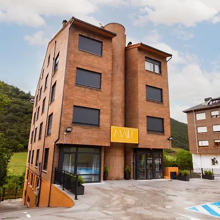Maile Apartamento *